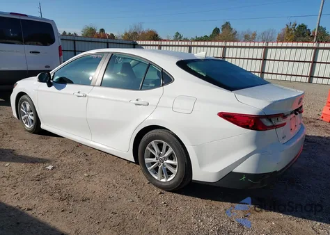 2025 Toyota Camry Le из США, поврежденный, VIN 4T1DAACK4SU029753